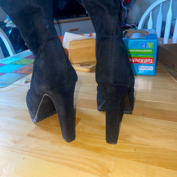 Remi over the knees Boots. Fair condition - Picture 4 of 4